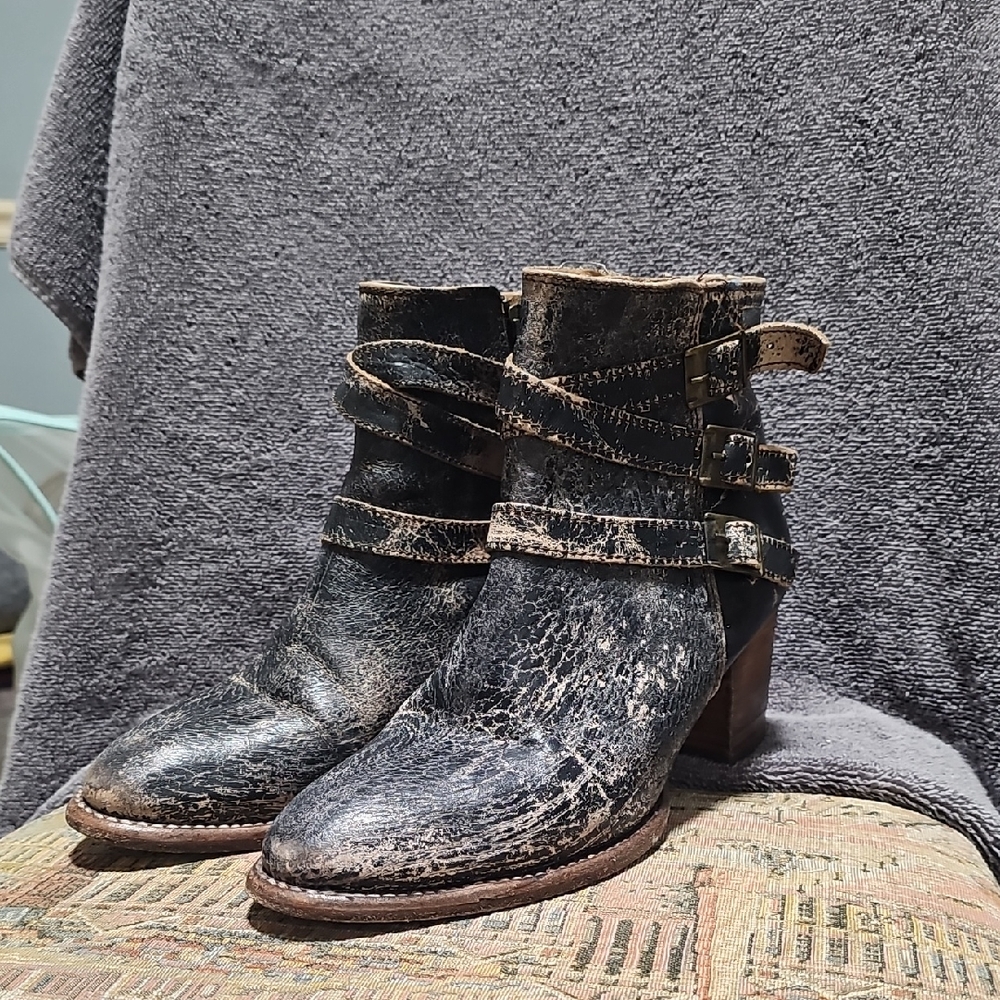 Bed Stu Black and Brown Ankle Boots